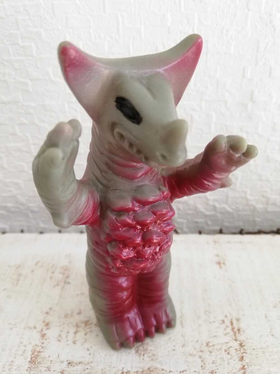 大里玩具 怪獣ジャンボ指人形 ゴモラ ブルマァク ウルトラマンの画像1