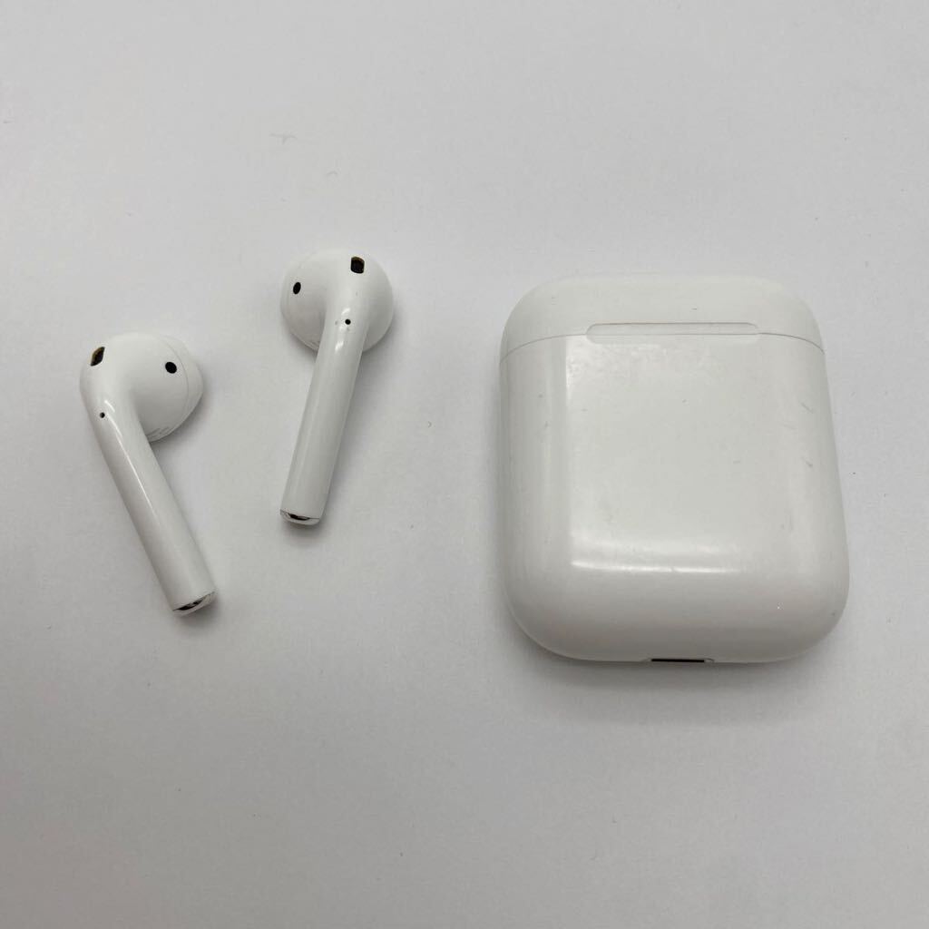 【1円〜】AirPods 第二世代 エアーポッズ Apple アップル イヤホン ワイヤレス Bluetooth の画像1