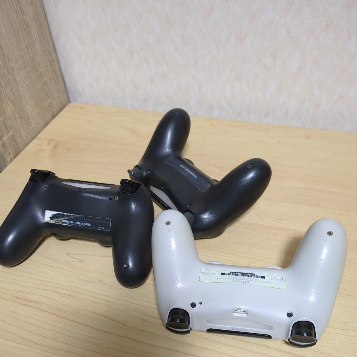 PS4 SONY DUALSHOCK4 PS4純正コントローラー デュアルショック４ 　　3個セット動作未確認ジャンク扱い_画像2