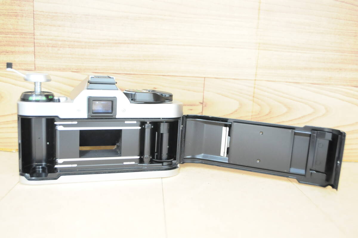 【ジャンク】 Canon AE-1 PROGRAM シルバー フィルムカメラ #1021_画像7