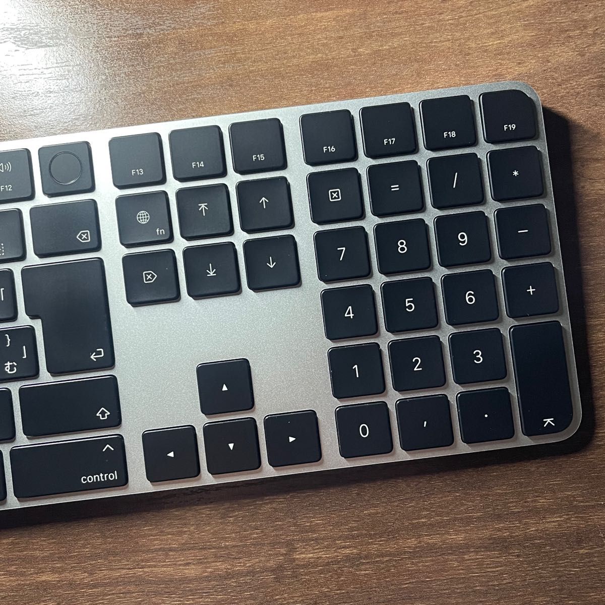 ★必読　Apple Magic Keyboard with Touch ID JIS(日本語配列) Black ブラック