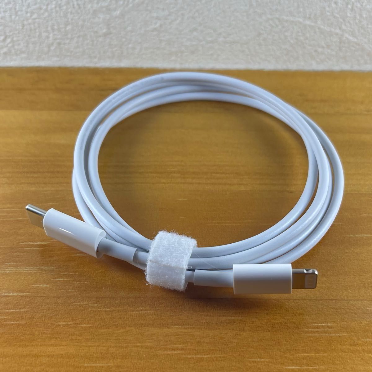 ★必読　Apple USB-C Lightningケーブル　ホワイト