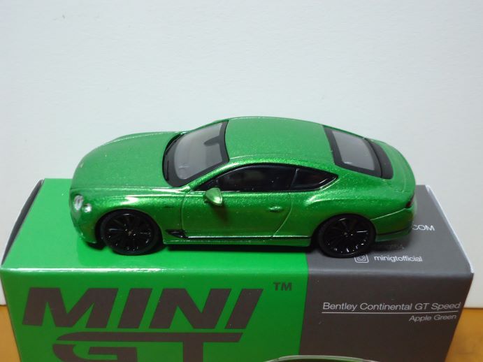 ★MINI GT 1/64　Bentley Continental　ベントレー コンチネンタル GT スピード　　アップルグリーン　　473★_画像5