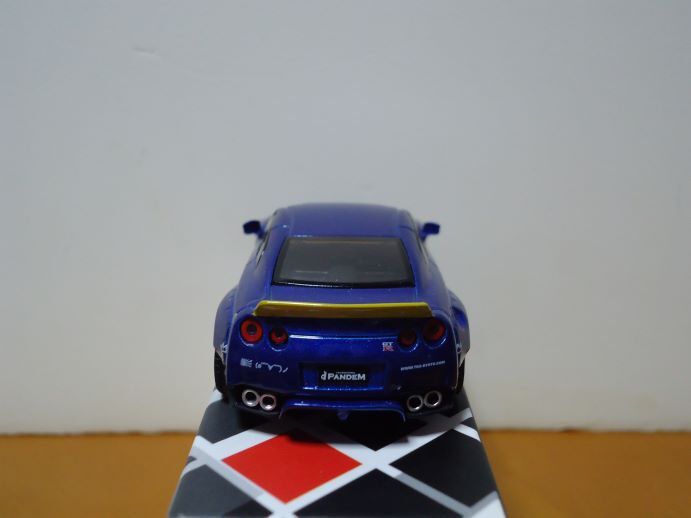 ★MINI GT 1/64　Pandem NISSAN GT-R　　バンテム 日産 GT-R　　ベロシティーブルー　93★_画像7