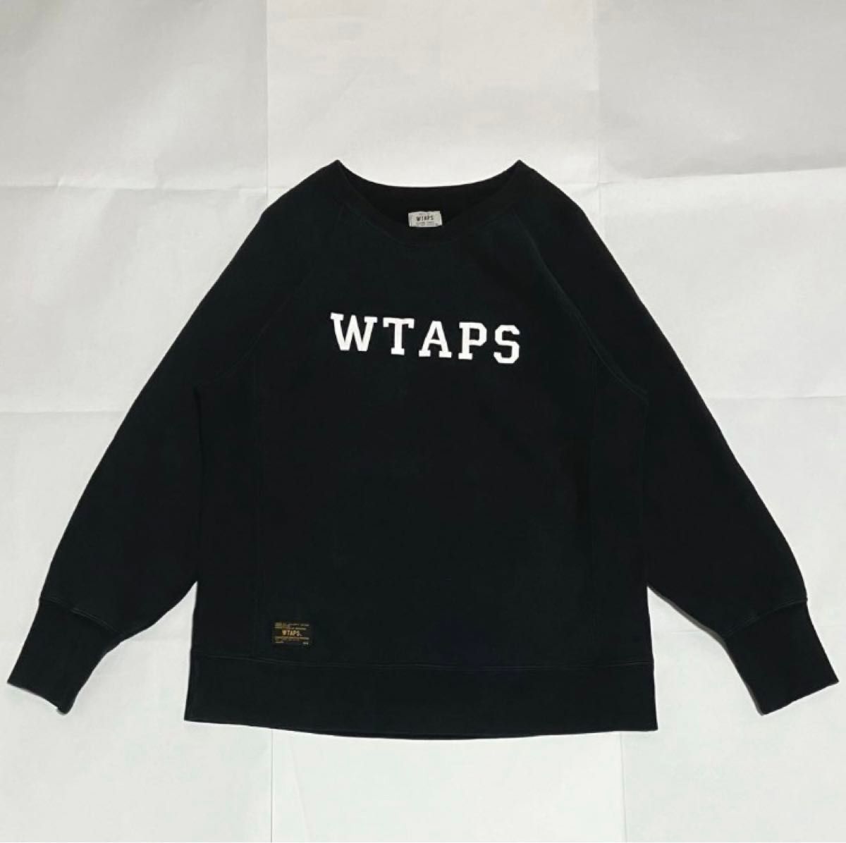 【人気】WTAPS　ダブルタップス　カレッジフォントロゴスウェット　ラグランスリーブ　肉厚　裏起毛　162ATDT-CSM06