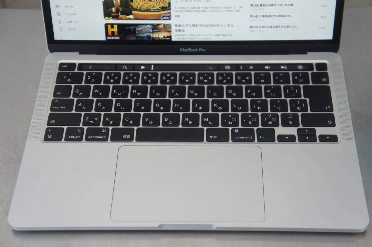 中古 Apple MacBook Pro13インチ, 2020, Thunderbolt 3ポート x 4 i7/32GB/1TB/13 2560×1600 (17)_画像4