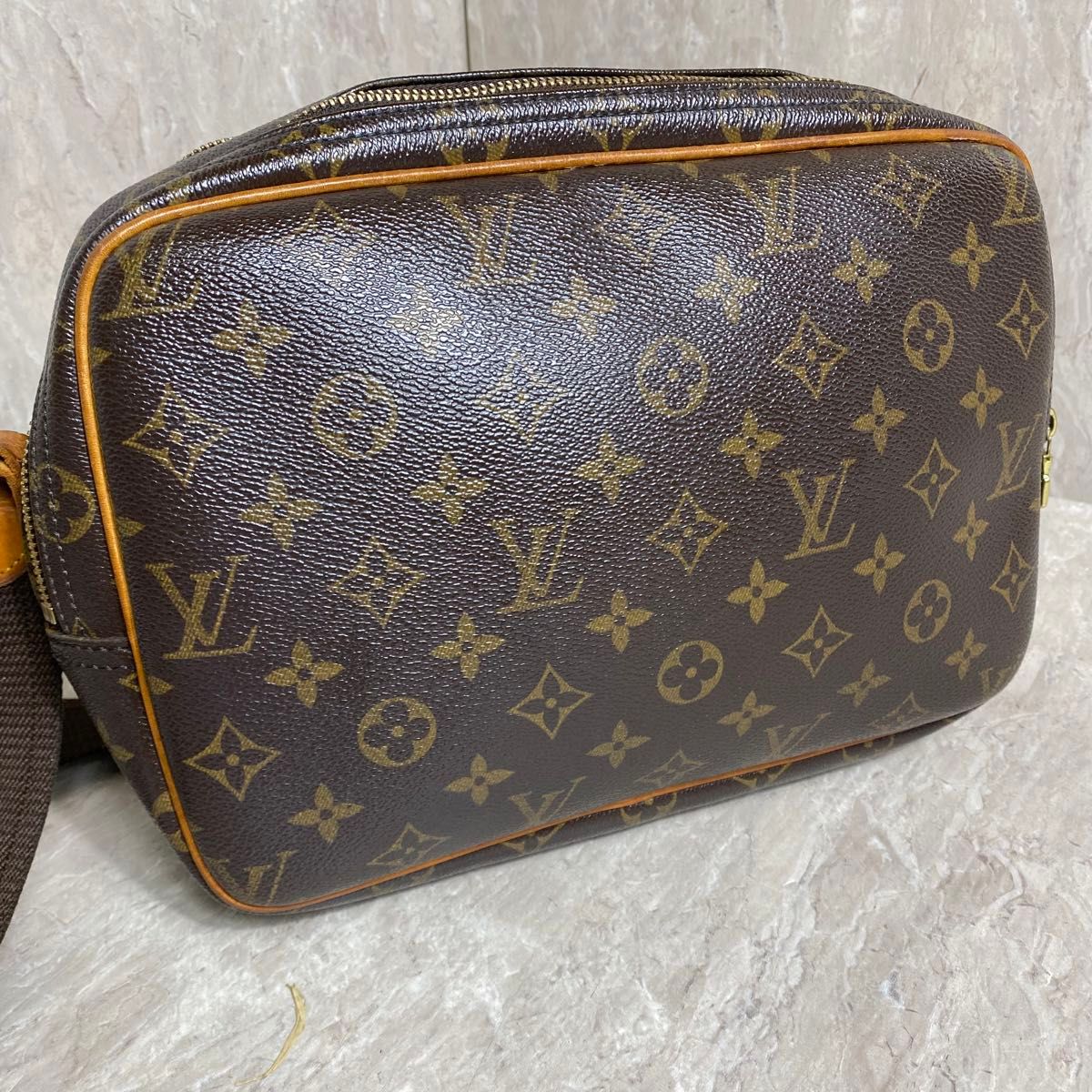 ルイヴィトン　モノグラム　リポーターPM ショルダーバッグ　斜め掛け  LOUIS  VUITTON