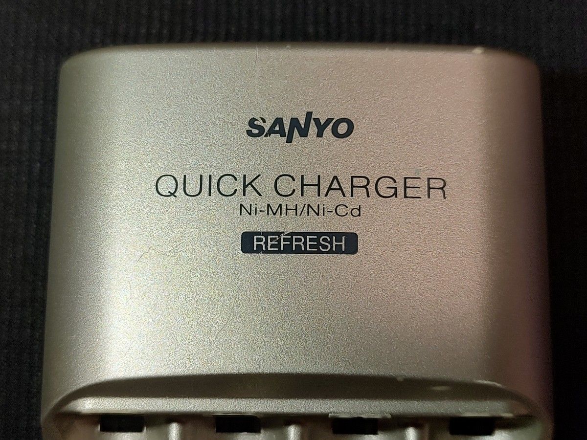 【ジャンク品・故障品】SANYO　充電式ニッケル水素電池  急速充電器　NC-MR57