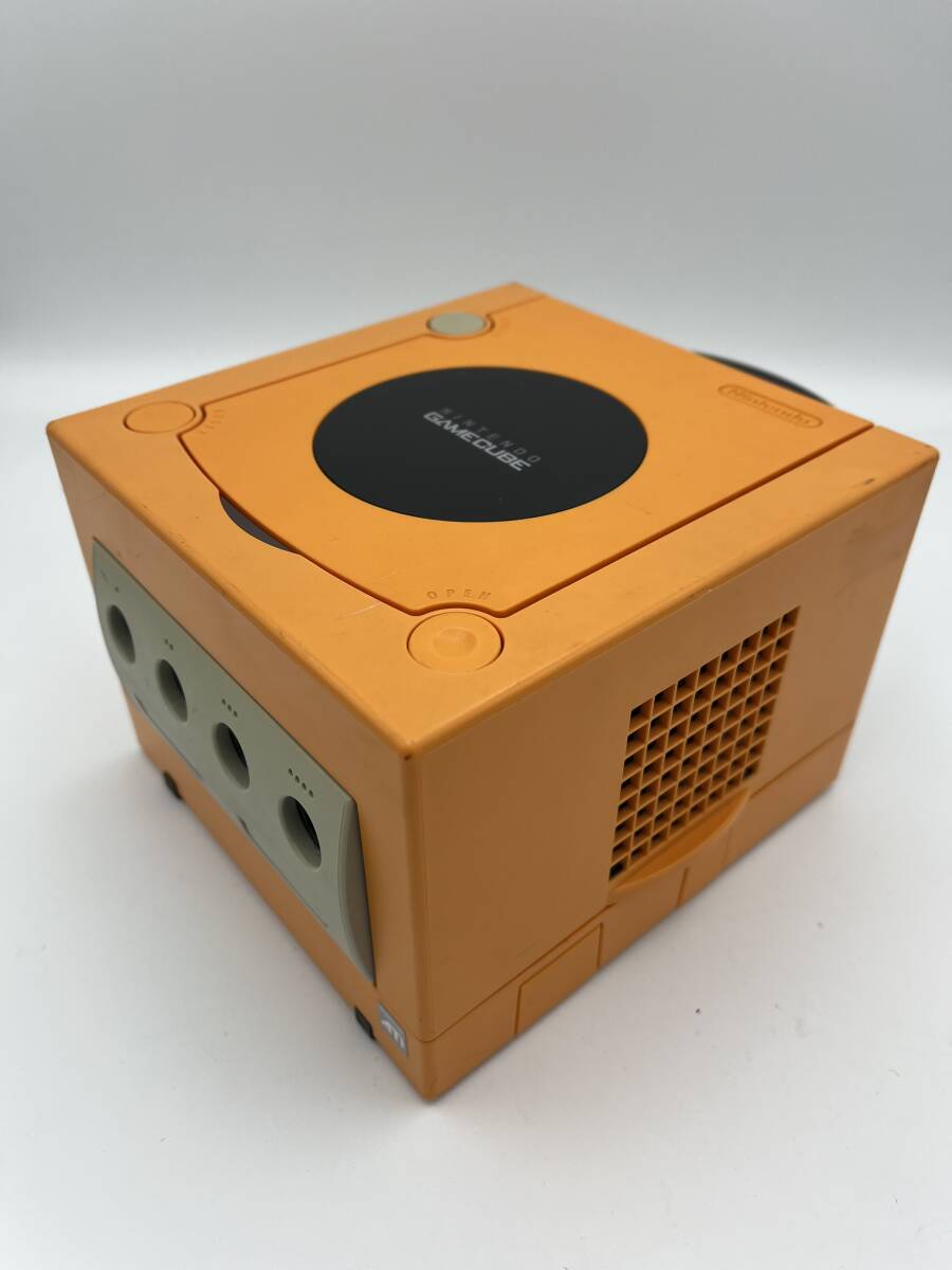ゲームキューブ オレンジ DOL-001 本体 アダプター 純正 AVケーブル セット ゲーム ニンテンドー Nintendo GC 一円スタートの画像6