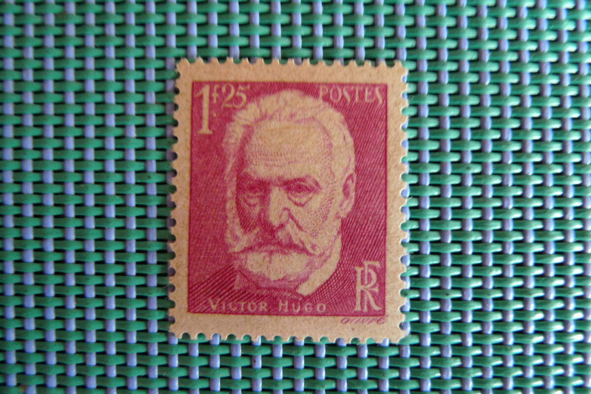 フランス １９３５年  50年祭 Victor Hugo (1802-1885) １種切手未使用 NHの画像1