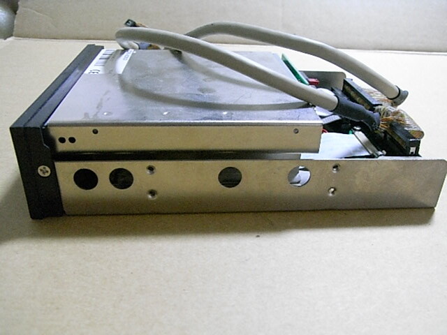 5インチベイ用 FD,CDドライブ(IDEの2.5HDD取り付け可能)の画像6