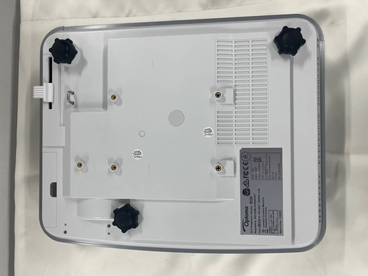 【送料無料】訳あり Optoma(オプトマ) DLPプロジェクター EH320UST フルハイビジョン 高輝度4000lm 超短焦点レンズの画像6