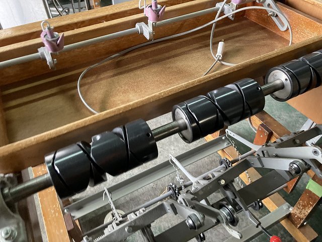 引-3138 ♪AK 大阪 引取限定 業務用機械 糸より機 糸撚り機 ワインダー 引き揃え機 店舗用品 裁縫 縫製 手芸 クラフト 中古の画像3