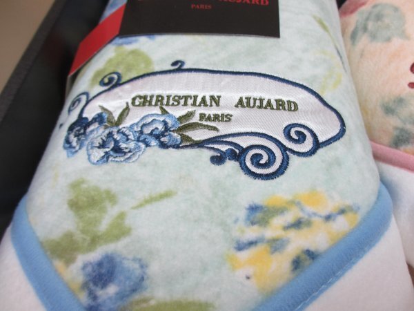 CHRISTIAN AUJARD ゆったりサイズ 四方額仕上 綿毛布 140×210 ロングタイプ 未使用品の画像3