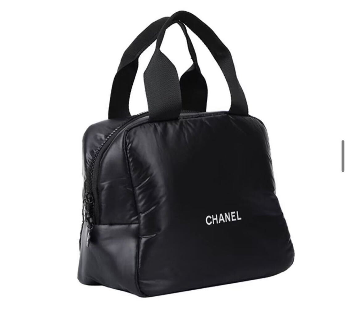 【新品・未使用】CHANEL 化粧ポーチ　ノベルティ ボストンバッグラスト1点