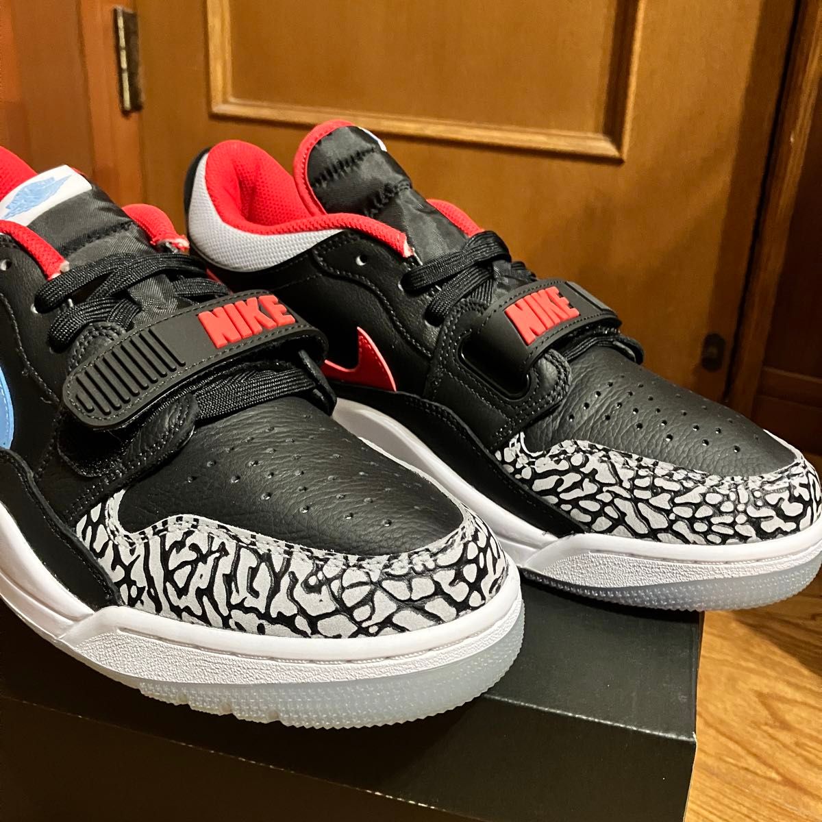 27.5cm 美品 NIKE AIR JORDAN LEGACY 312 LOW CHICAGO FLAG CD7069-004