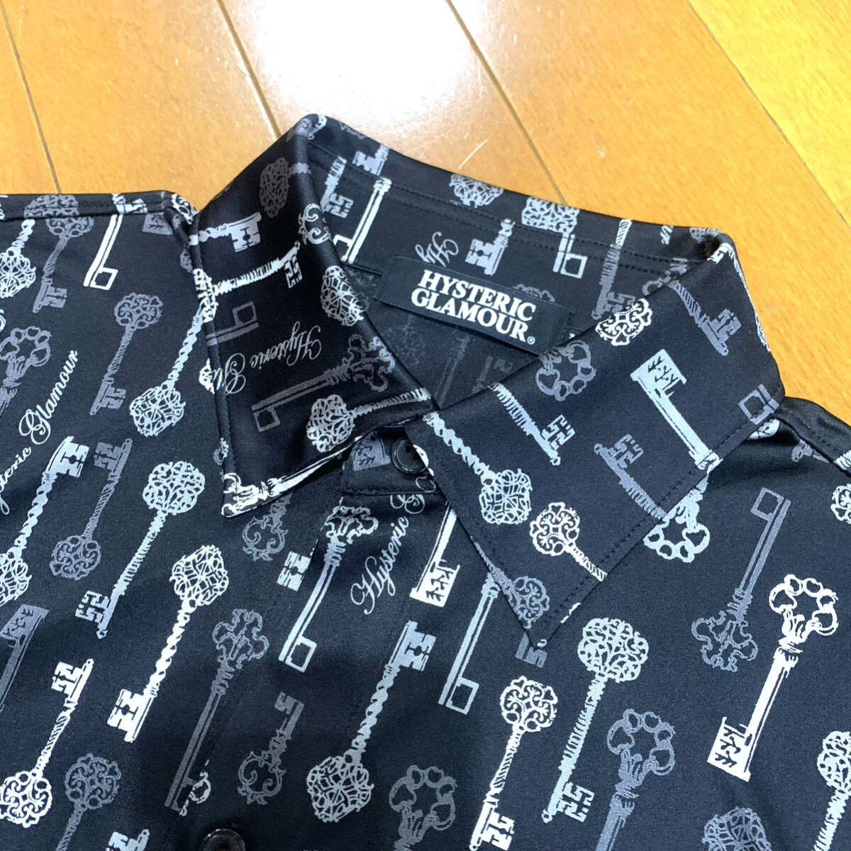 美品 HYSTERIC GLAMOUR ヒステリックグラマー 鍵柄 長袖シャツ 美品 HYSTERIC GLAMOUR ヒステリックグラマー 鍵柄 長袖シャツ