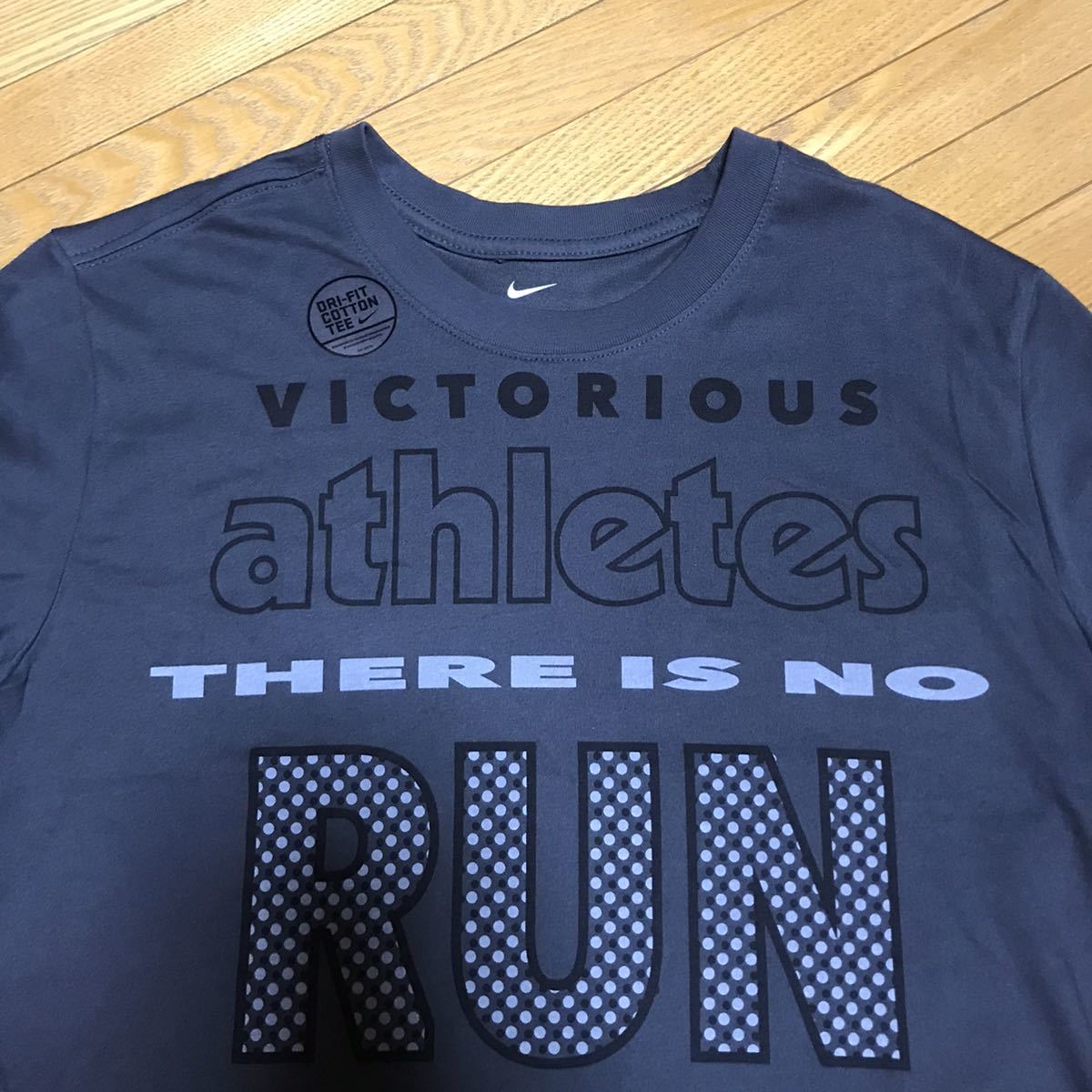 NIKE ナイキ Tシャツ 半袖 メンズ DRI-FIT ワイルド ラン 1 Tシャツ CT3860-060 Mサイズ 送料込み