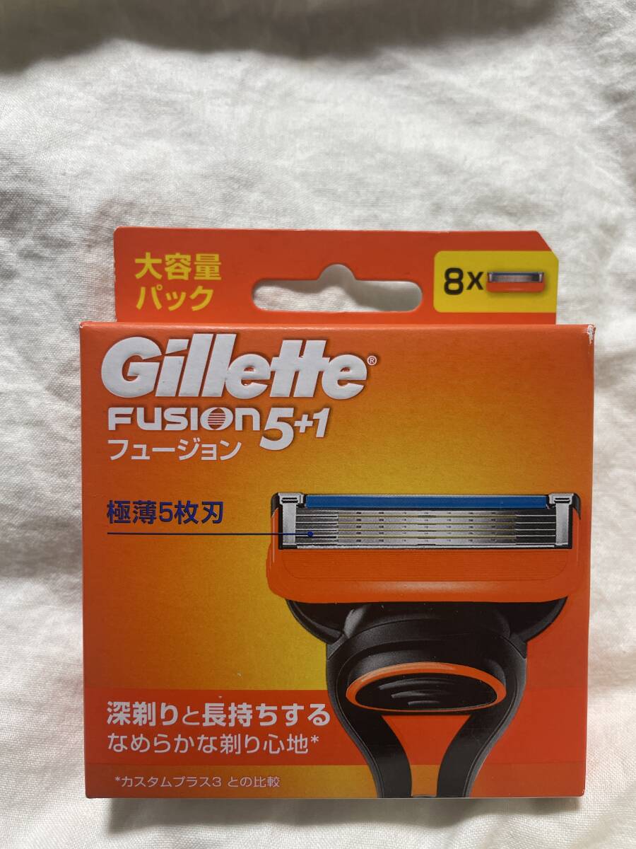 大人気 ジレット フュージョン 5+1 替刃 8個 未開封 正規品 お得 激安 処分 メンズ 髭剃り 脱毛 男子 男性x_画像1