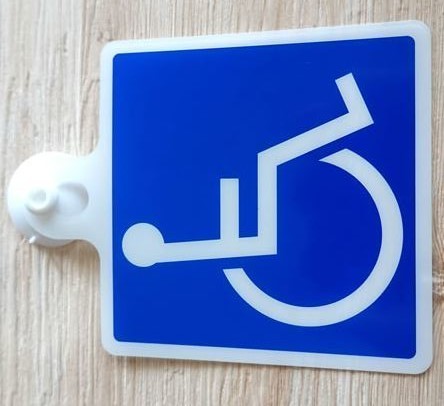 自動車　車専用　吸盤タイプ　車椅子マーク　障害者マーク　身障者　身体障害者標識　国際記号　道路基準　新品未使用品　1枚_画像2