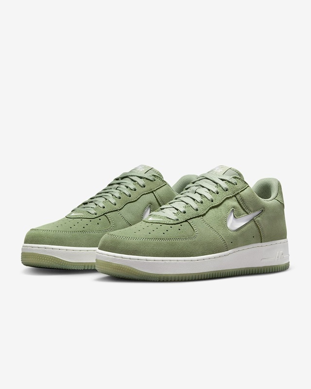 NIKE AIR FORCE 1 LOW RETRO DV0785-300 エア フォース オイルグリーン US10_画像1