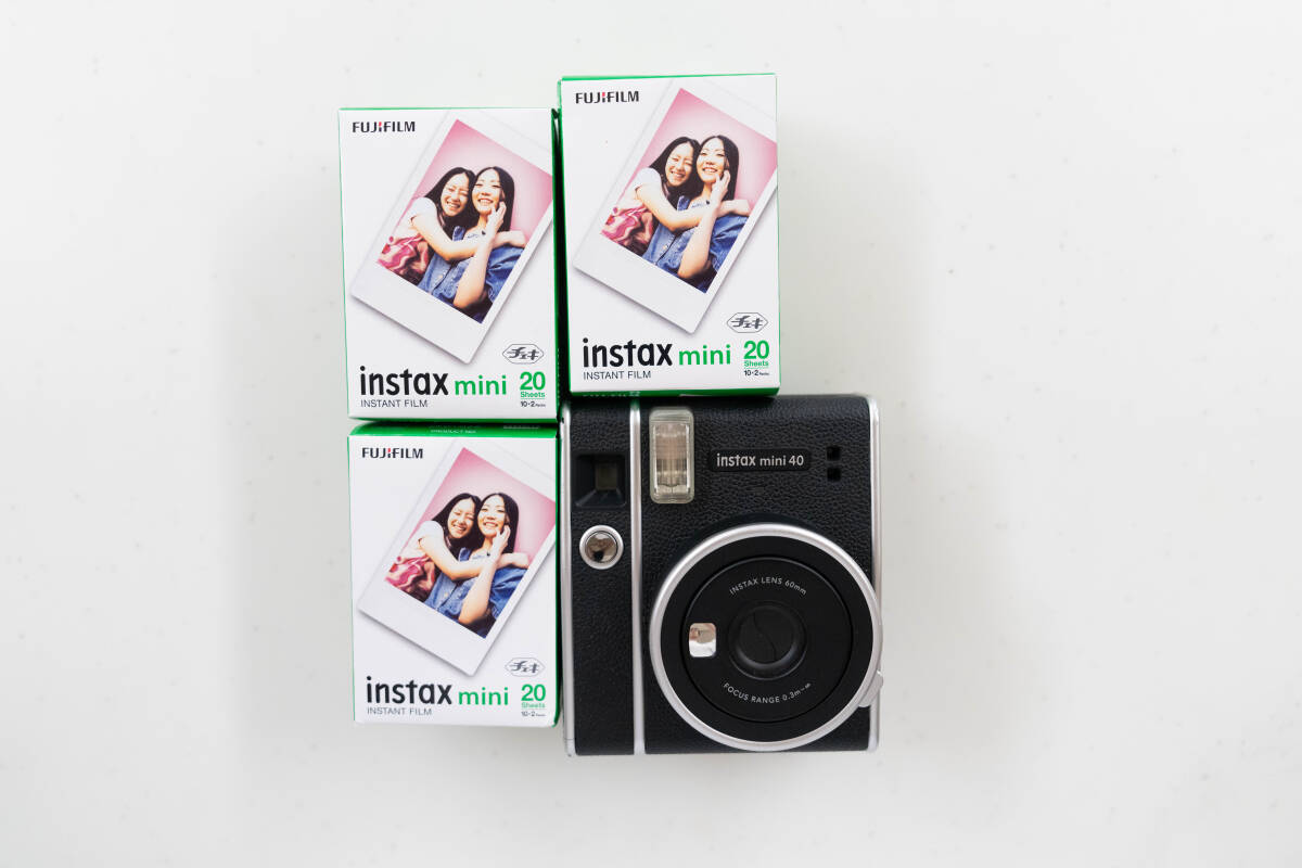富士フィルム チェキカメラ instax mini40 INS MINI 40 中古品 起動 富士フィルム チェキカメラ instax mini40 INS MINI 40 中古品 起動