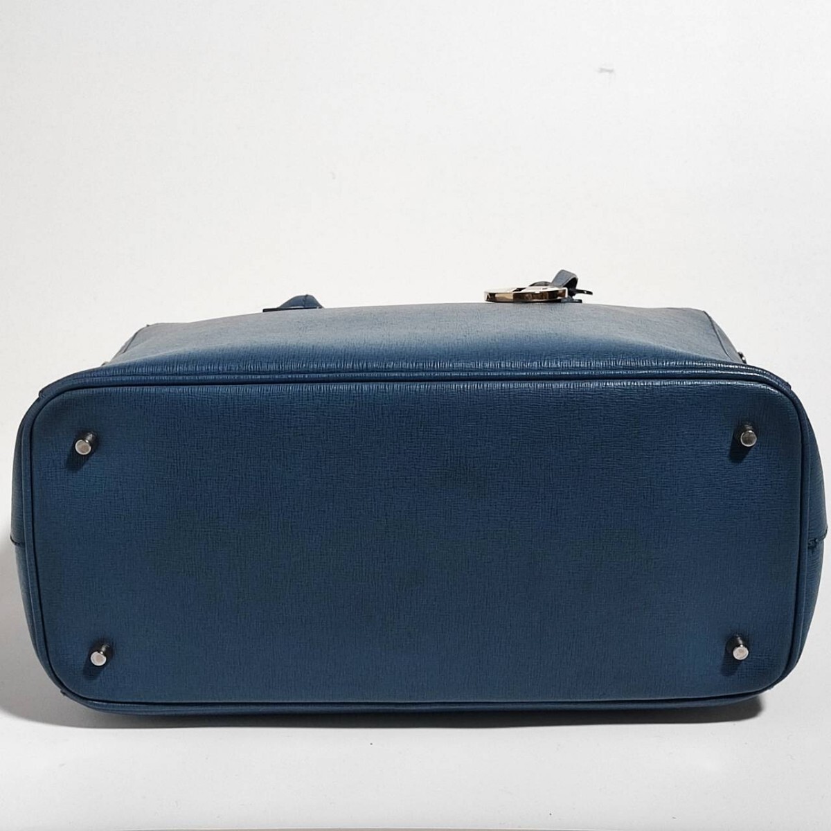 美品 希少色 フルラ トートバッグ 本革 サフィアーノ レザー FURLA ブルー 青 ビジネス ブリーフケース メンズ 大容量 仕事 A4可 書類鞄 の画像7