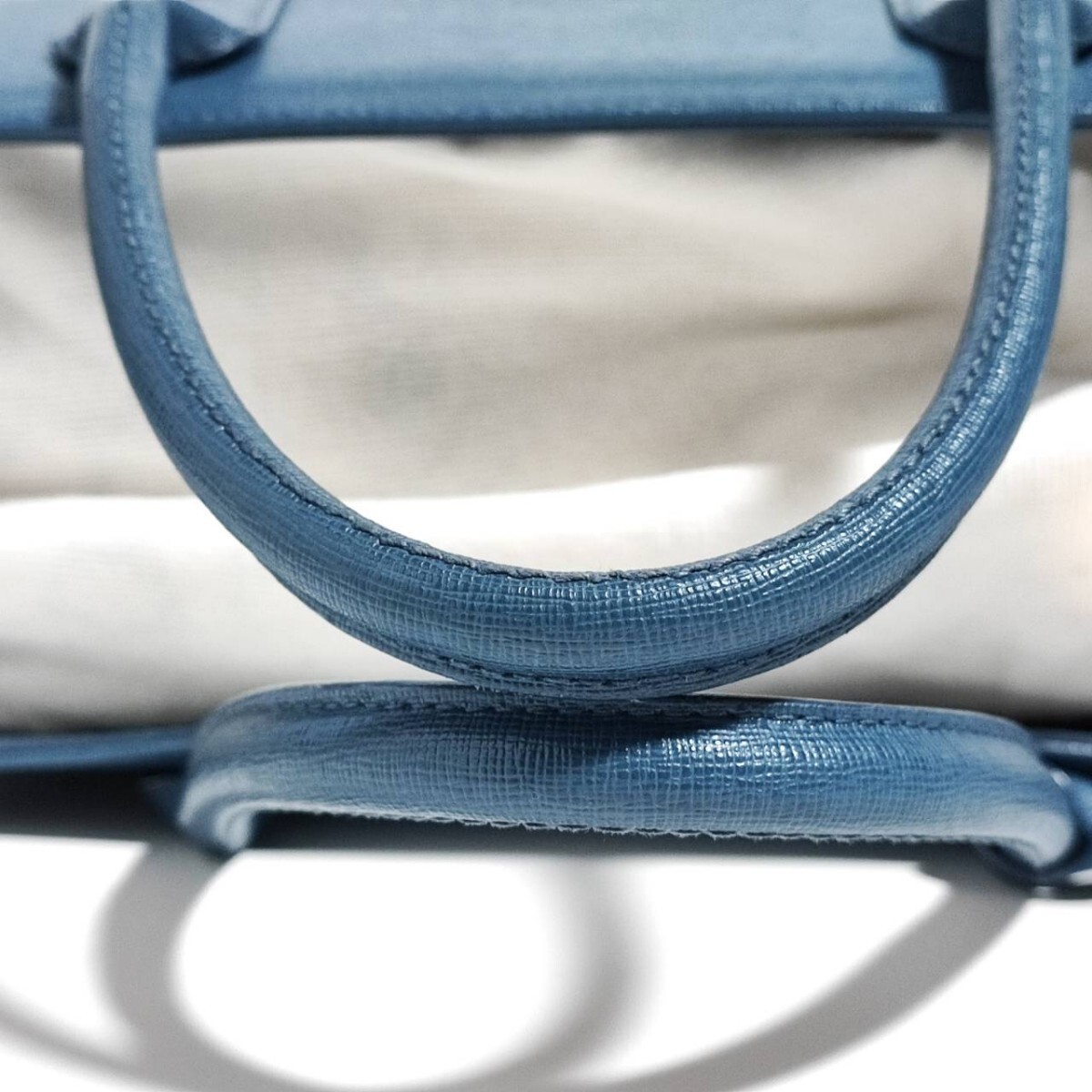 美品 希少色 フルラ トートバッグ 本革 サフィアーノ レザー FURLA ブルー 青 ビジネス ブリーフケース メンズ 大容量 仕事 A4可 書類鞄 の画像6