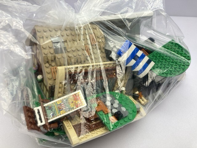 LEGO 10332 中世の街並み 完成品/ジャンク ※まとめて取引・同梱不可 [4-578]の画像2