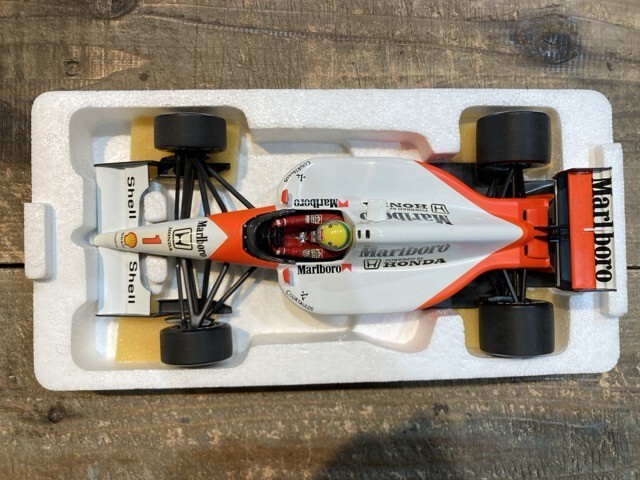 ミニチャンプス 1/18 マクラーレン ホンダ MP4/6 ワールドチャンピオン 1991 A.セナ 1 540911801 ※まとめて取引・同梱不可 [48-613]_画像7