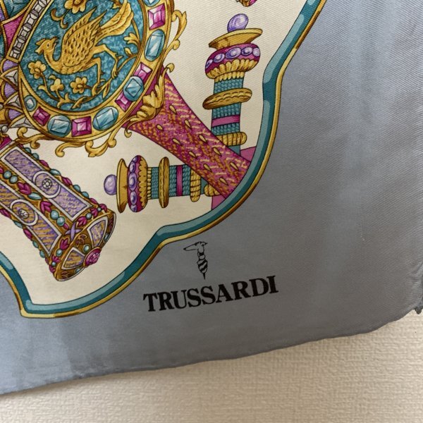 １円〜　TRUSSARDI　トラサルディ　スカーフ　くすみブルー　C2081_画像2
