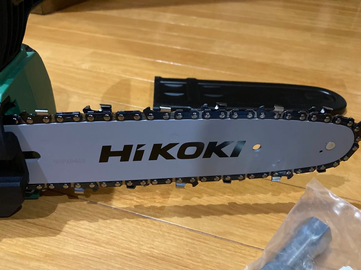 ※送料無料※ HiKOKI 18Vコードレスチェンソー CS1825DC 本体のみ(バッテリー・充電器別売)未使用Ⅱ