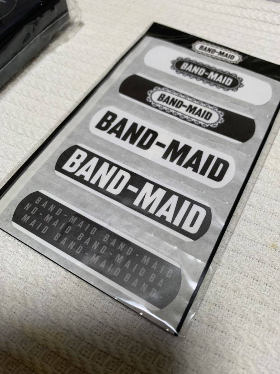 【初回限定盤A】 BAND-MAID「WORLD DOMINATION TOUR 2018(宣告)」「at Zepp Tokyo お給仕 LIVE」_画像3