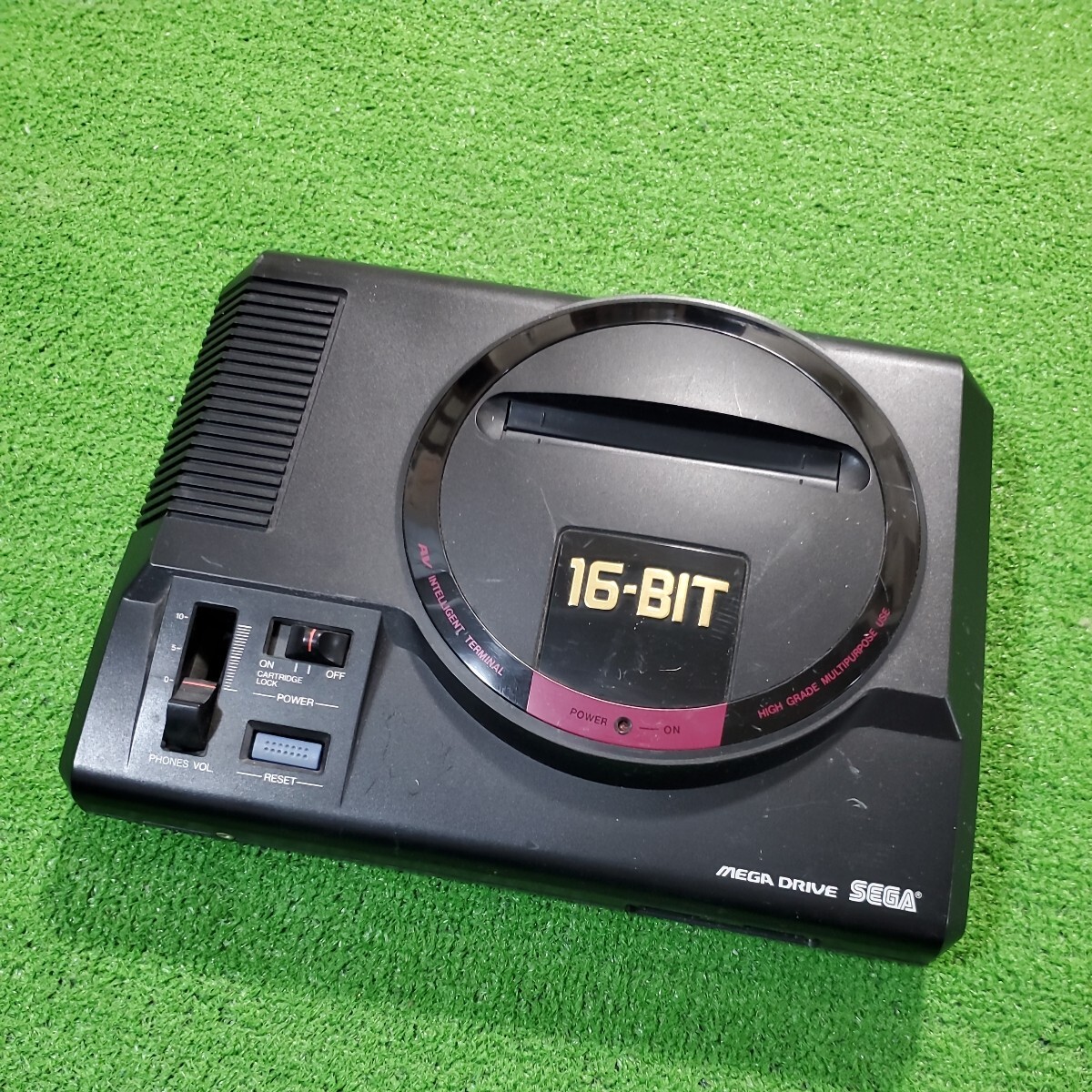 MEGA DRIVE メガドライブ 本体 HAA-2510 コントローラー SJ-3500 コントローラ SEGA セガ ゲーム機器 16-BITの画像2