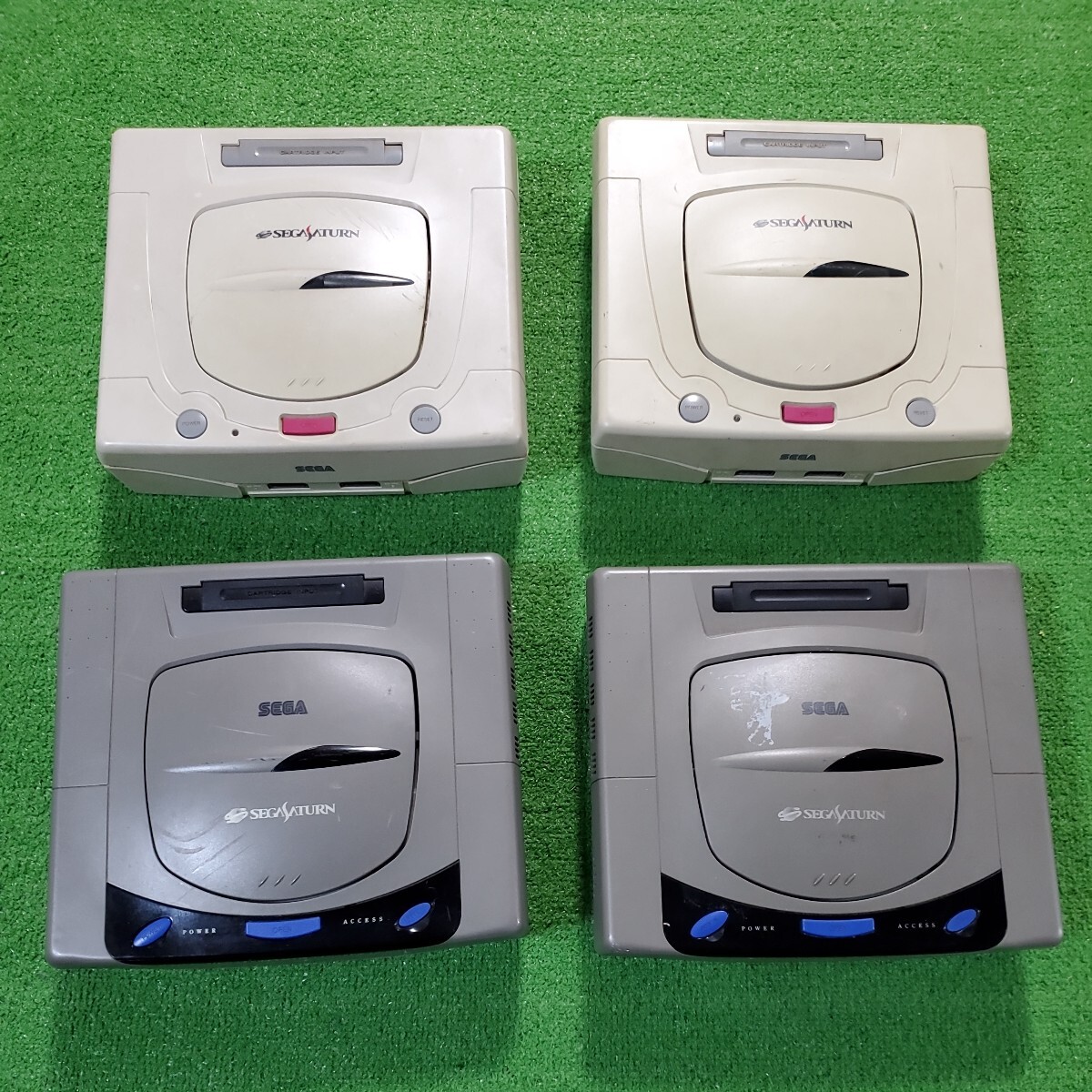 SEGA SATURN セガサターン 本体 4台 HST-3210 HST-3220 まとめ売り ゲーム機器 SEGA セガの画像1