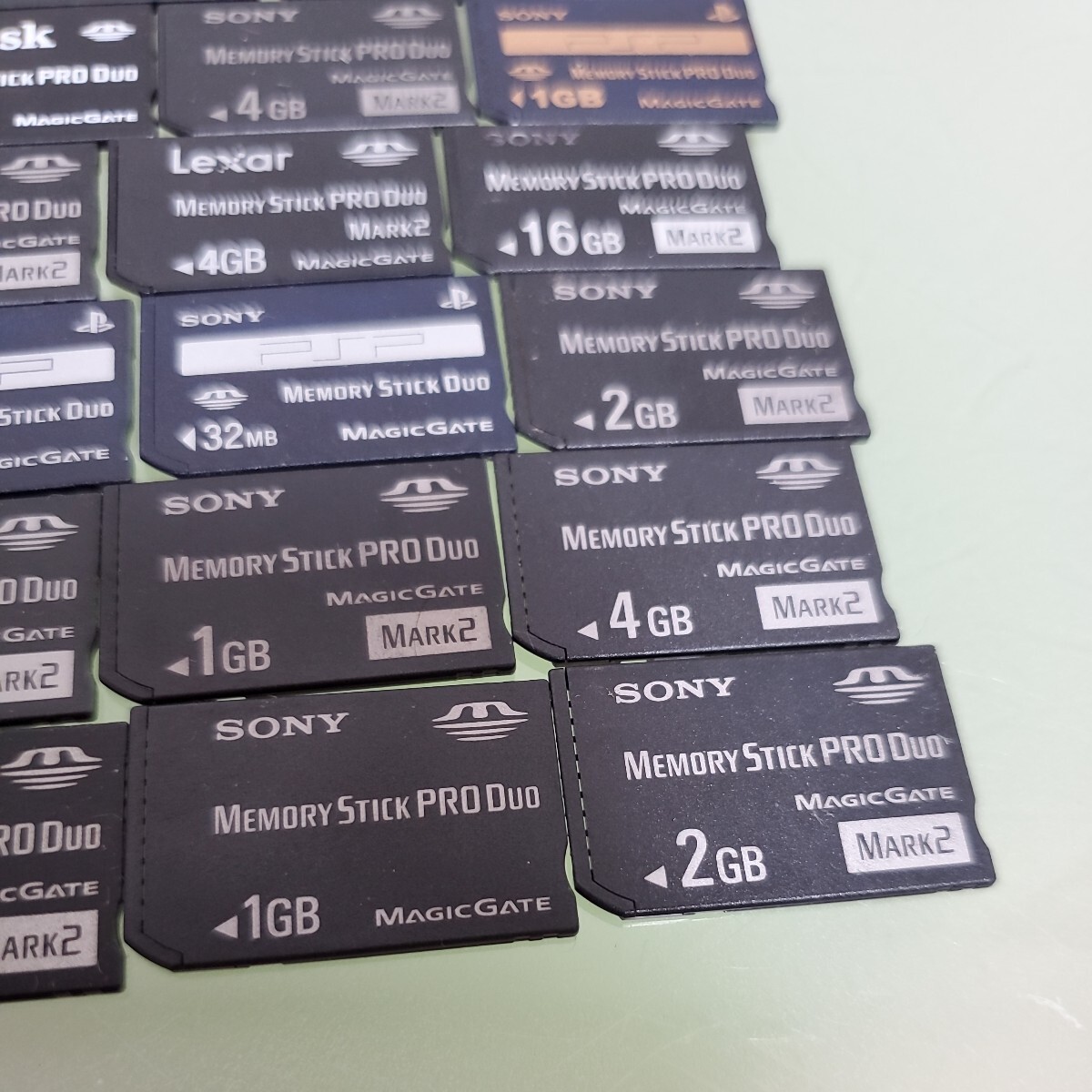 SONY ソニー PSP メモリースティック MEMORY STICK PRO DUO 32MB 1GB 2GB 4GB 16GB まとめ売りの画像3