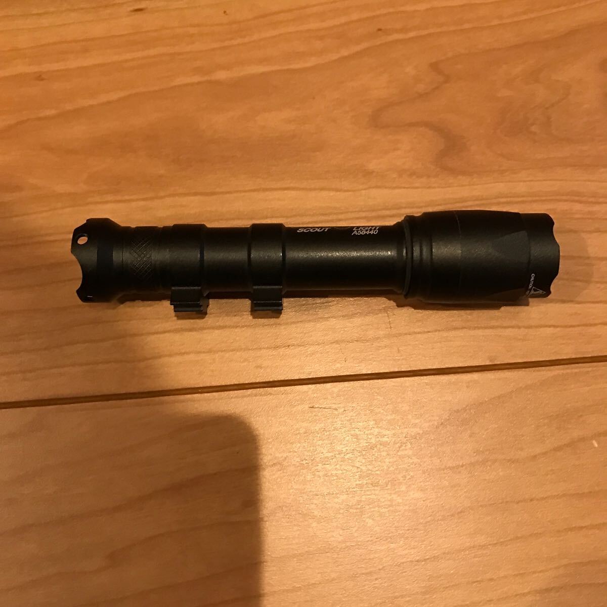 SUREFIRE スカウトライト KX2C レプリカ？の画像2