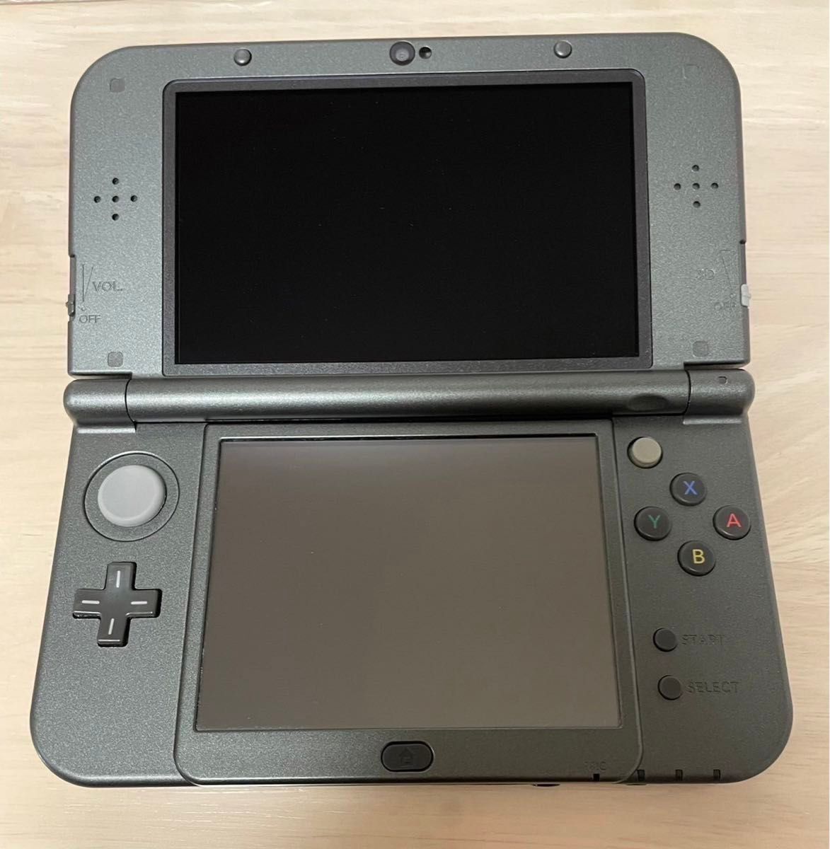 【極美品】Newニンテンドー3DS LLメタリックブラック 箱付き