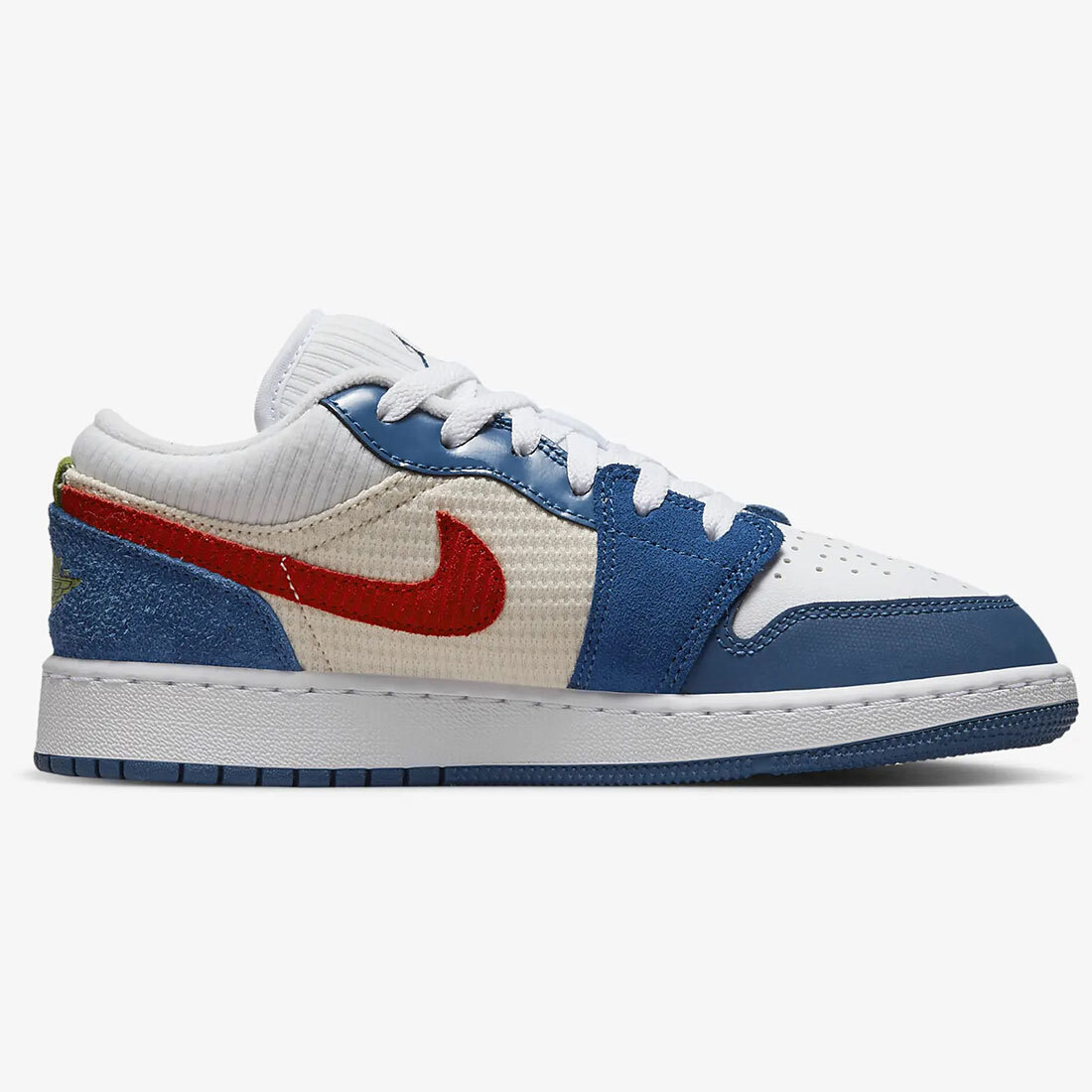 ナイキ エア ジョーダン 1 ロー SE GS 24㎝ DR6960-400 NIKE AIR JORDAN 1 LOW SE GS 女性 レディース 子供靴 キッズ _画像3