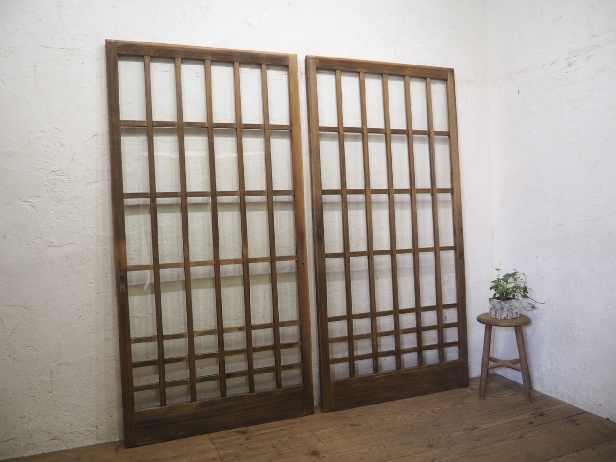 taQ0364*[H180,5cm×W90,5cm]×2 sheets * Showa Retro . old wooden glass door * old fittings sliding door sash old Japanese-style house block house lino beige .nM pine 