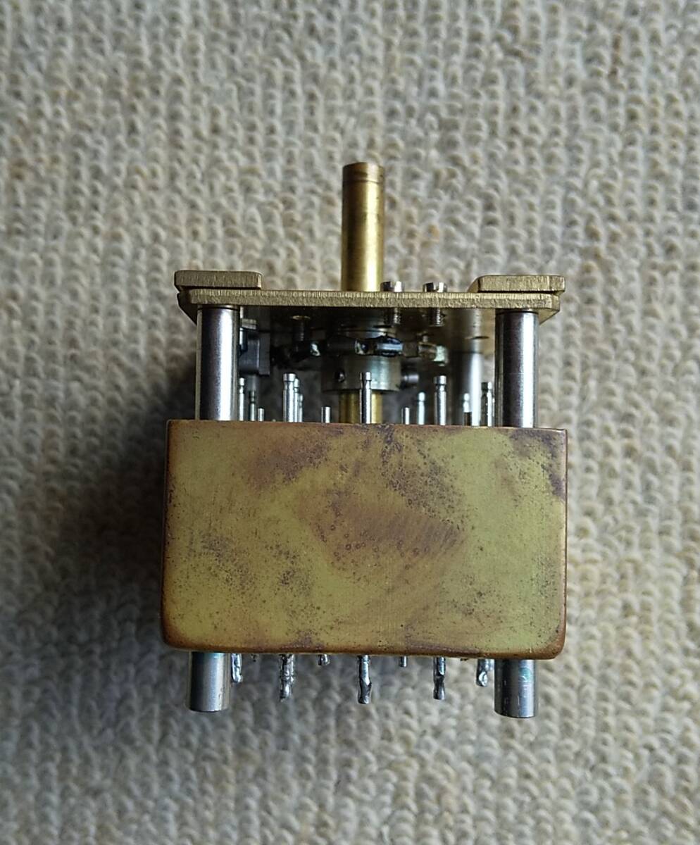 * Tokyo light sound radio wave TKD rotary switch [ 4 R 6 ] 4 circuit 6 contact used *