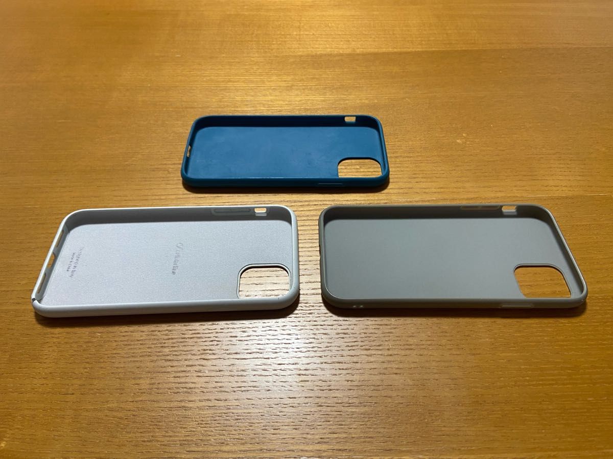 iphone 11 ケース　ソフト　　プラスチック　ブルー ホワイト　３個セット