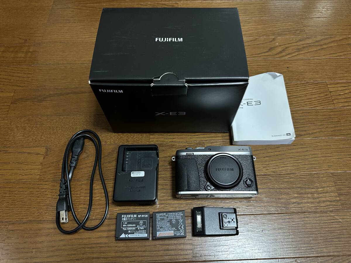 [USED] Fuji плёнка X-E3 серебряный с дополнительным аккумулятором .