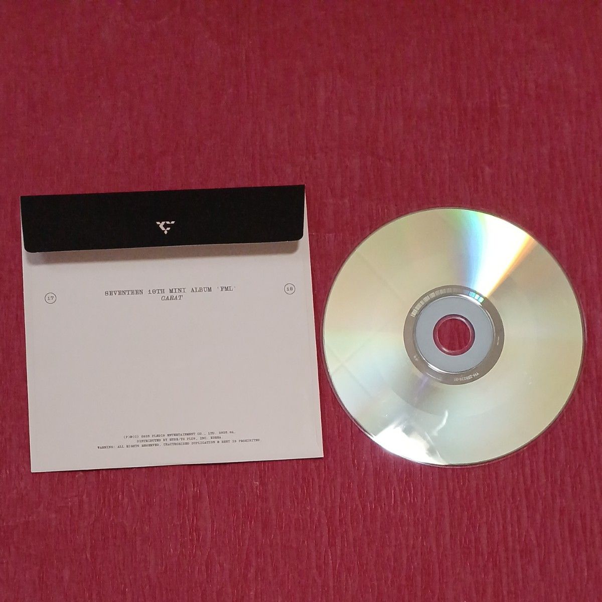 SEVENTEEN　ミニアルバム　FML  CD１枚と歌詞カードのみ　簡易包装簡易発送