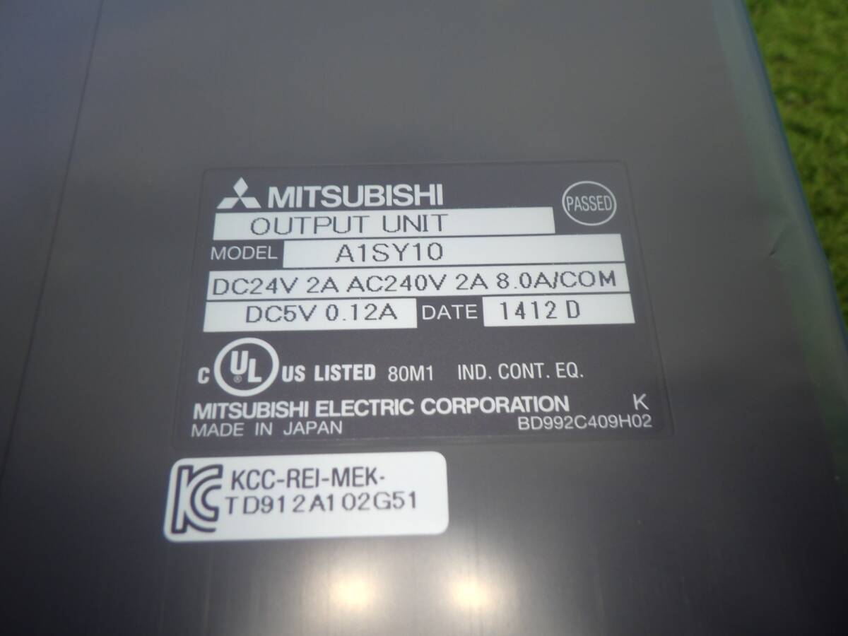 2014年12月製造★ミツビシ PLC入出力ユニット A1SY10 三菱 接点出力ユニット 外箱に傷みあり 未使用品 240408の画像3