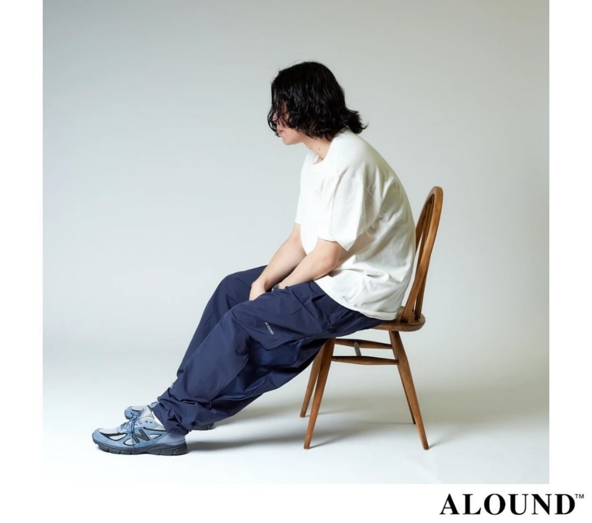 ALOUND TWOTUCK TAPERED NYLON PANTS アラウンド ツータック ALOUND TWOTUCK TAPERED NYLON PANTS アラウンド ツータック
