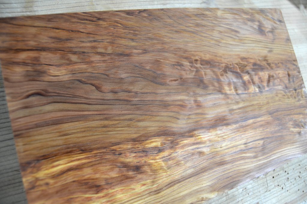 長33*幅19*厚1.5 杉11の木材木工材,一枚板送料安DIY花台銘木 杢 プレート 瘤の画像2