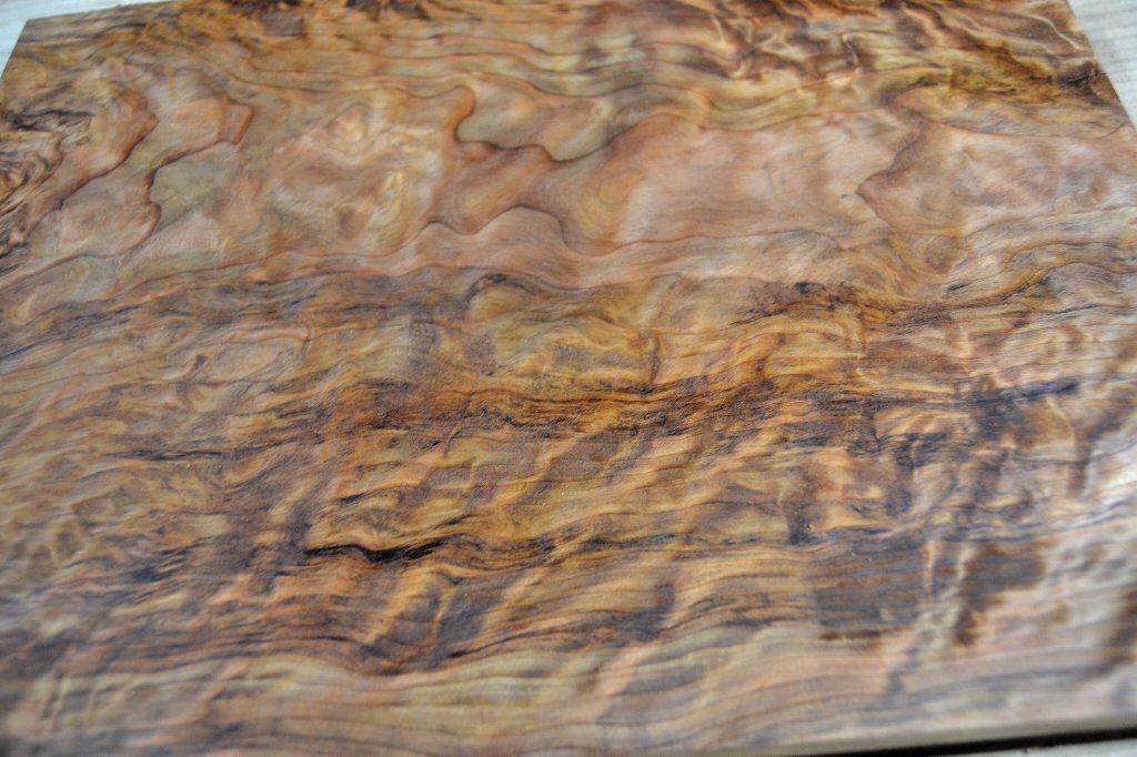 長33*幅24*厚1.5 杉24の木材木工材,一枚板送料安DIY花台銘木 杢 プレート 瘤の画像4