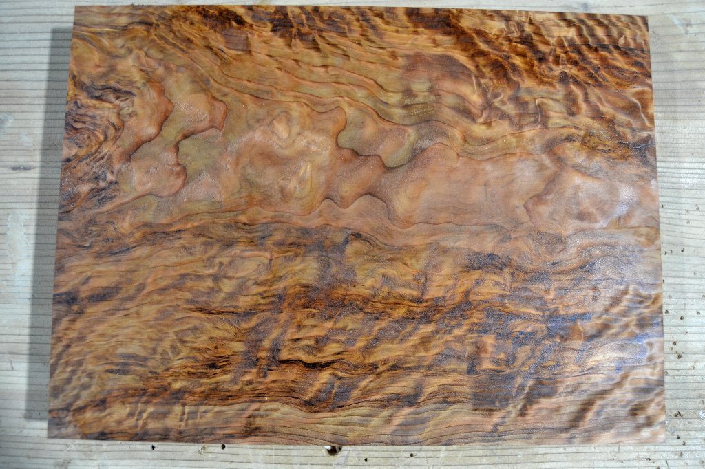 長33*幅24*厚1.5 杉24の木材木工材,一枚板送料安DIY花台銘木 杢 プレート 瘤の画像1