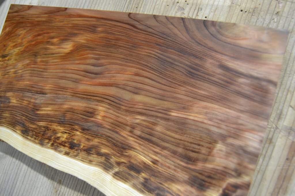 長33*幅16-17*厚1.5 杉27の木材木工材,一枚板送料安DIY花台銘木 杢 プレート 瘤の画像3
